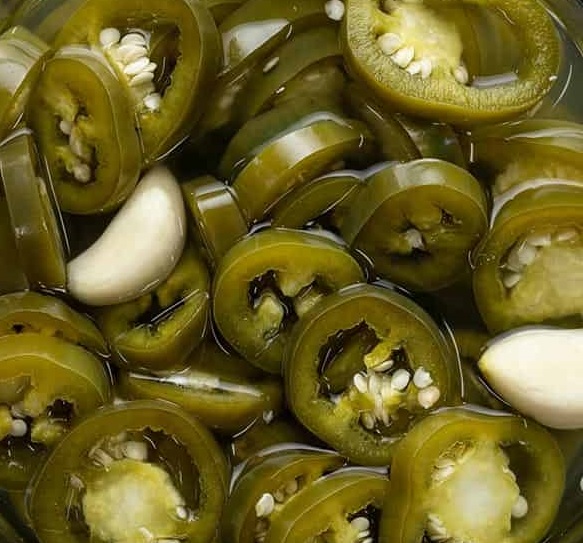 Rode pepers voor de spicy burger.